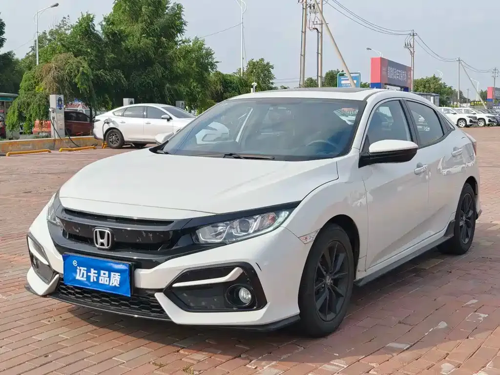 Honda Civic — фото 1