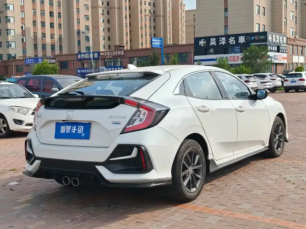 Honda Civic — фото 8