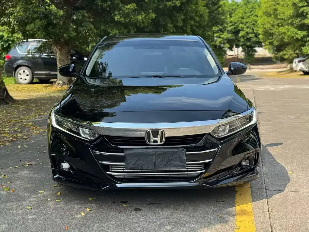 Honda Accord — фото 2