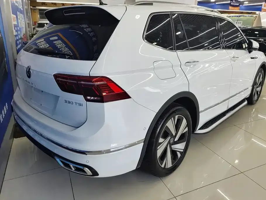 Volkswagen Tiguan L — фото 6