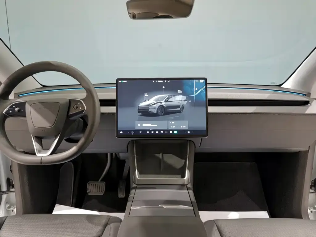 Tesla Model Y — фото 7