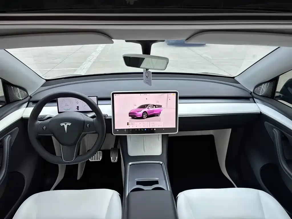 Tesla Model Y — фото 3