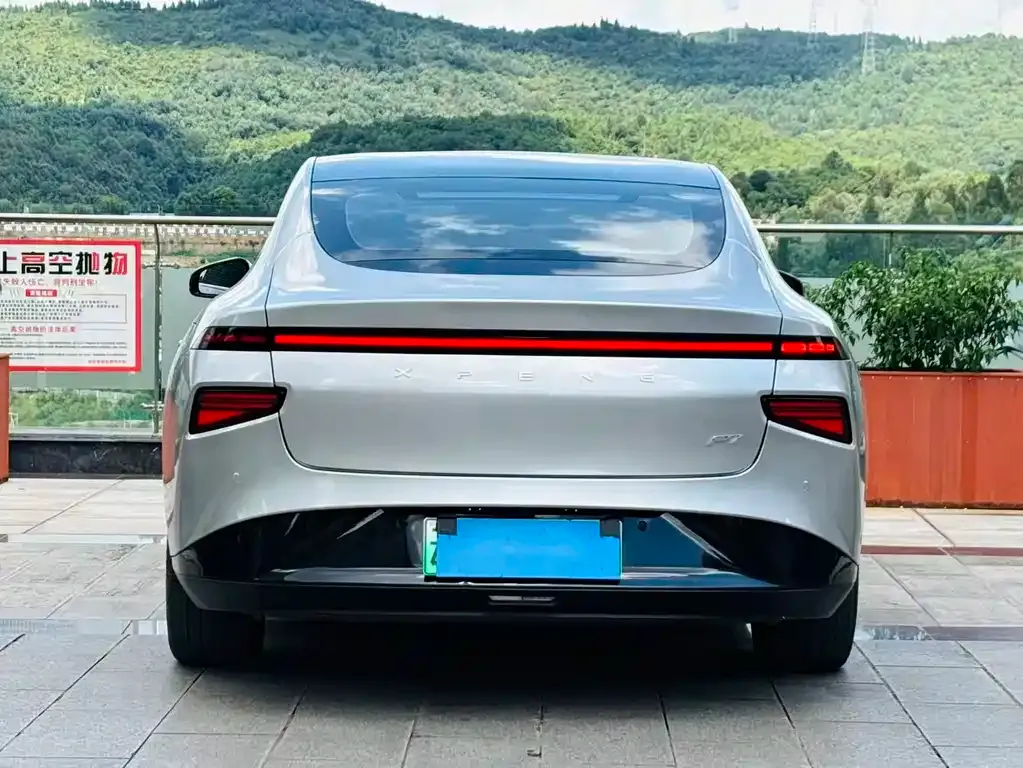 XPeng P7 — фото 6