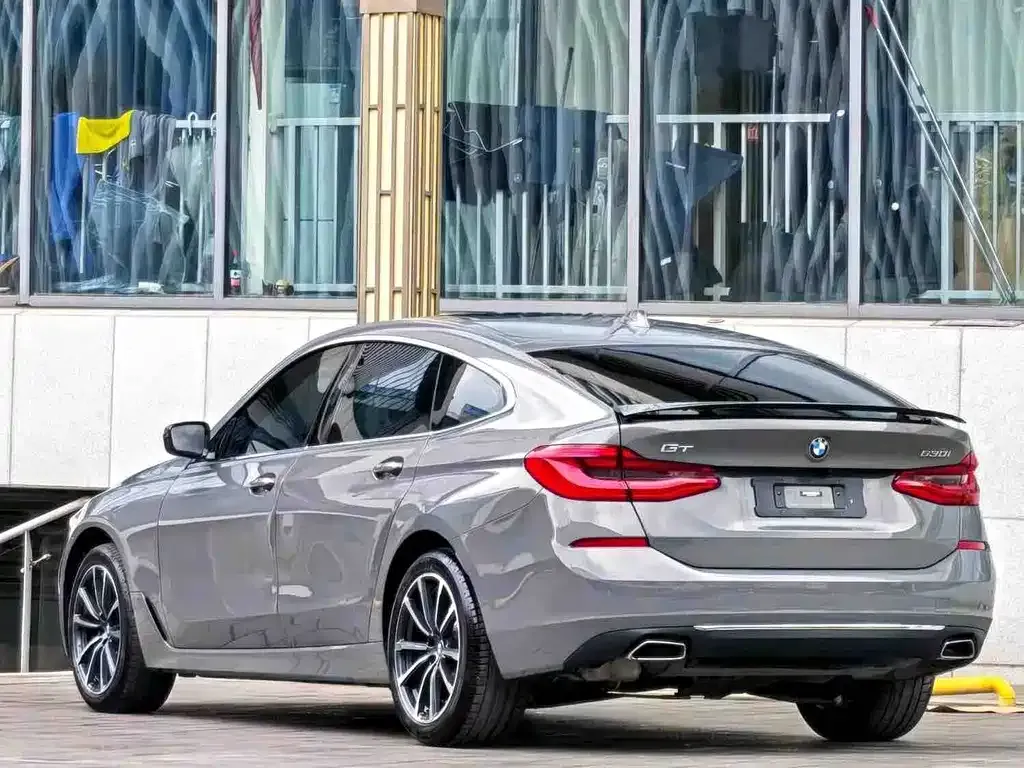 BMW 6 Series GT — фото 9