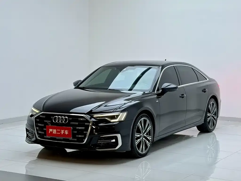 Audi A6L — фото 1