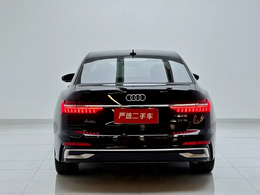 Audi A6L — фото 2