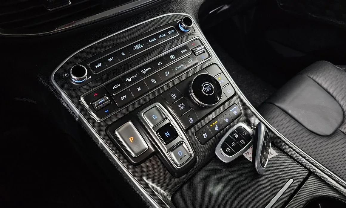 Hyundai Santafe — фото 6