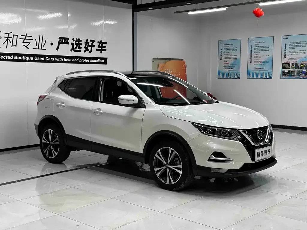 Nissan Qashqai — фото 7