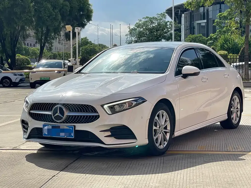 Mercedes-Benz A-Class — фото 1