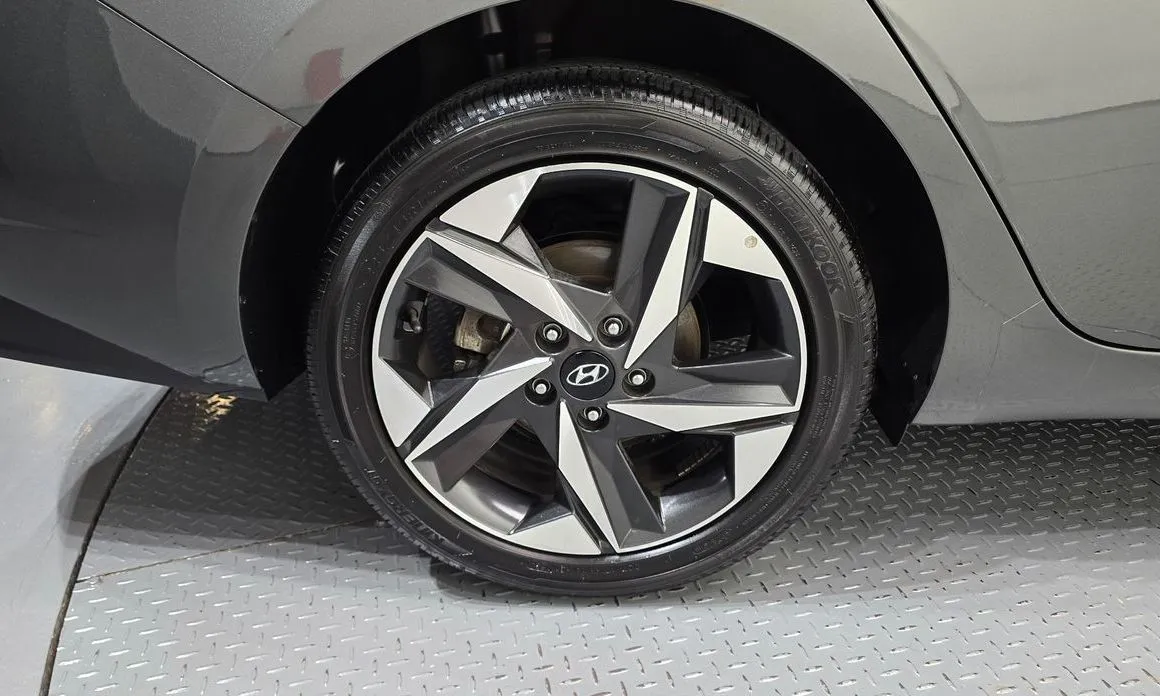 Hyundai AVANTE — фото 9