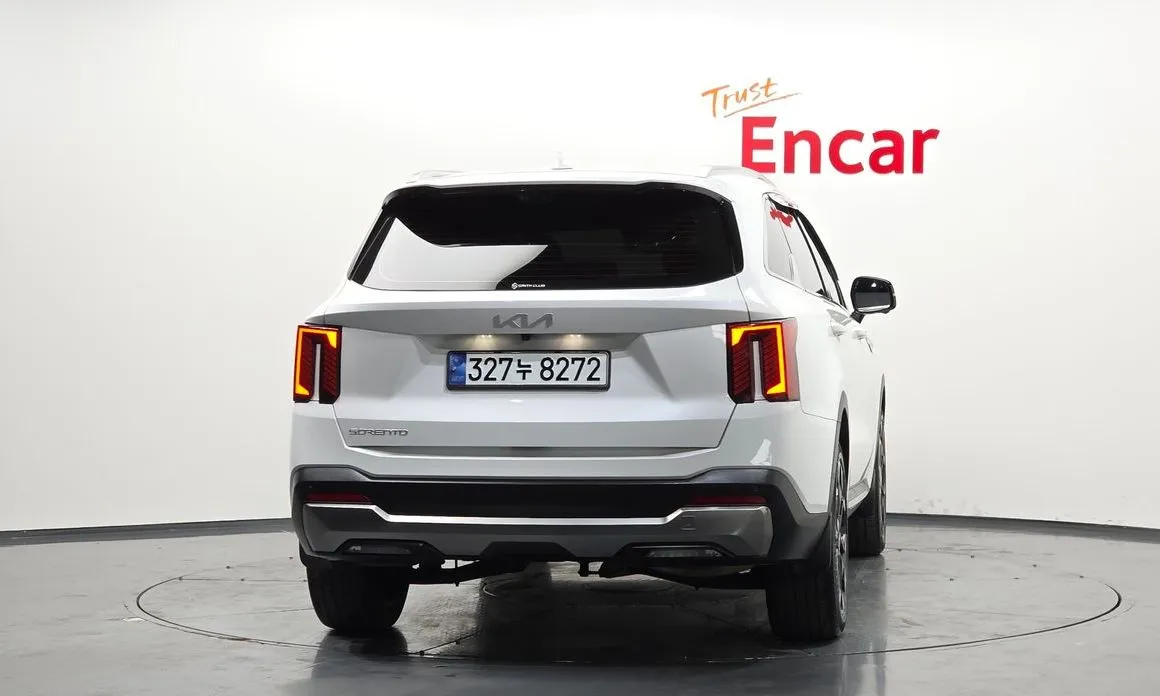 Kia Sorento — фото 5