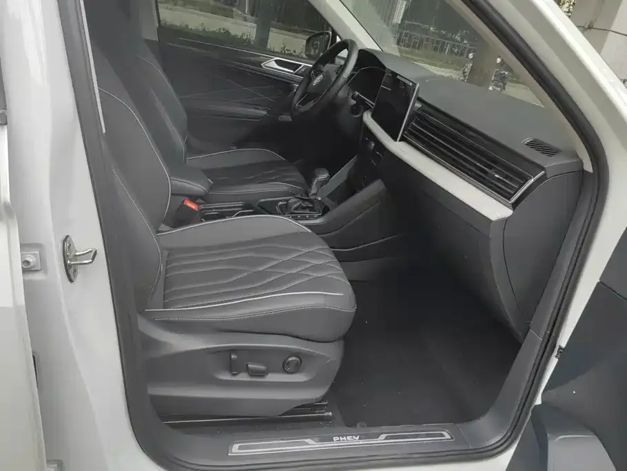 Volkswagen 途观L插电混动 — фото 4
