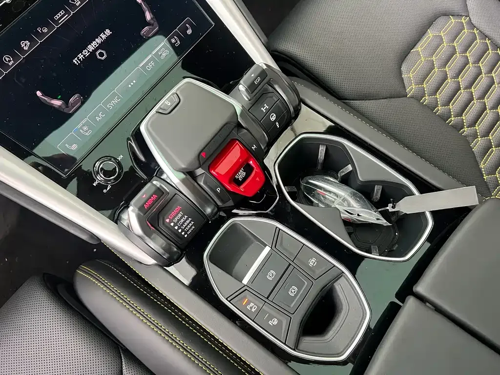 Lamborghini Urus — фото 10