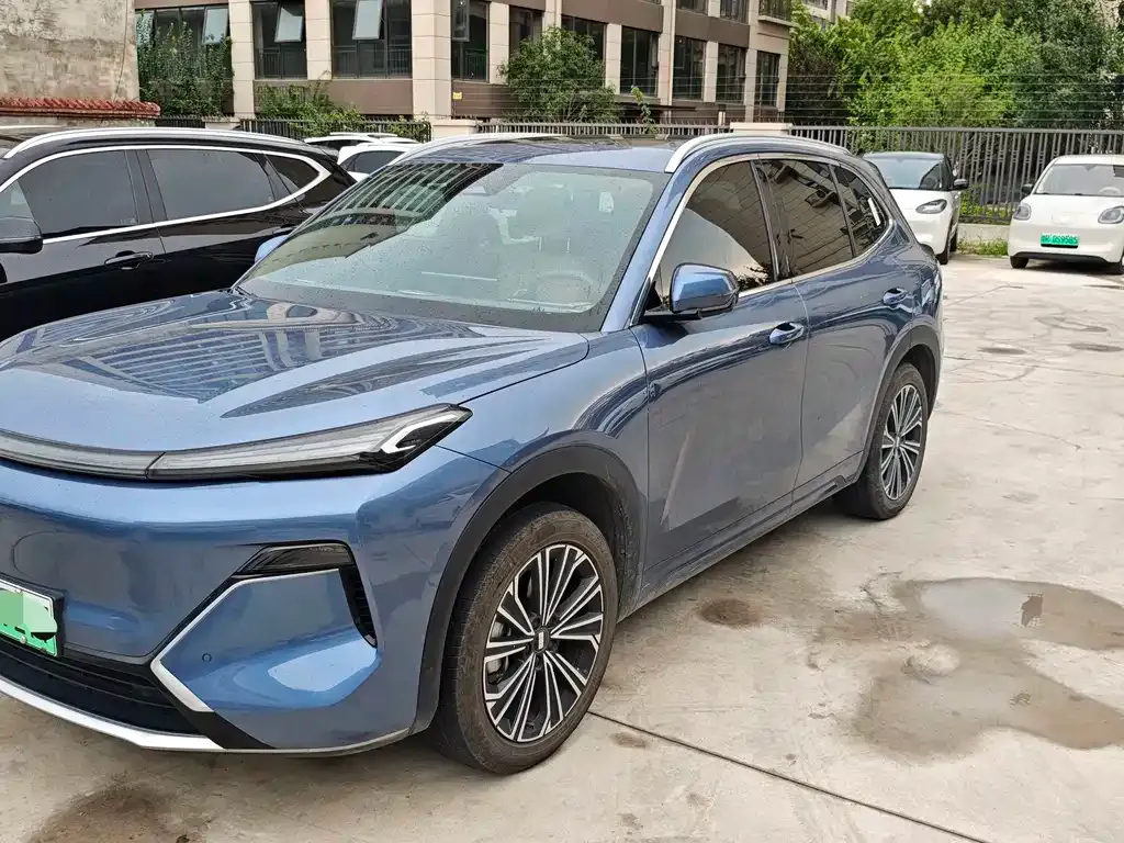 Geely Galaxy Xingjian 7 — фото 1