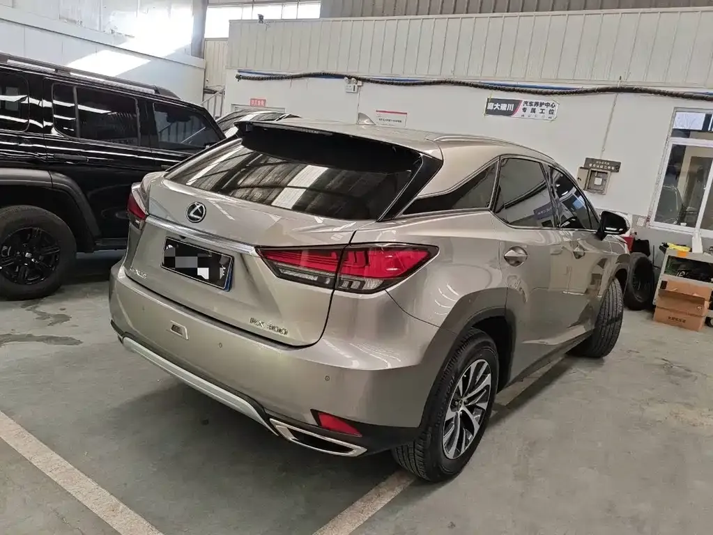 Lexus RX — фото 2