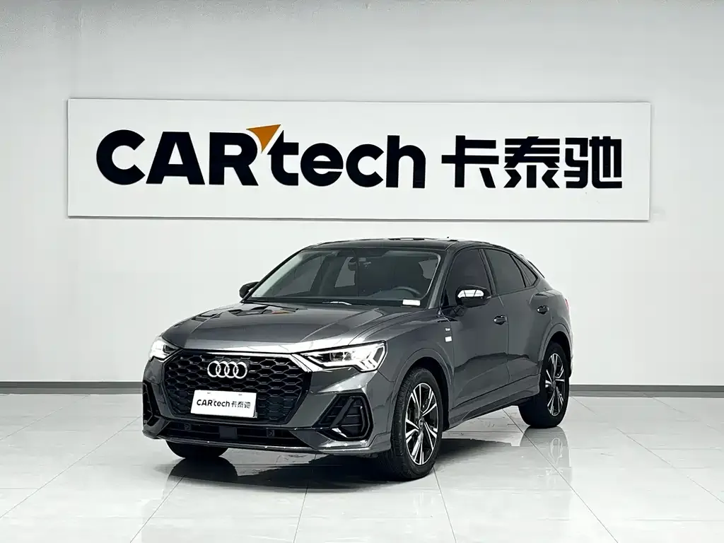 Audi Q3 Sportback — фото 1