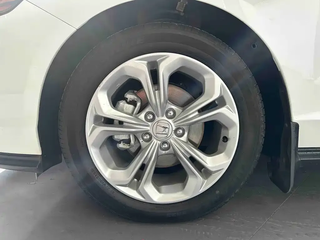 Honda Accord — фото 4