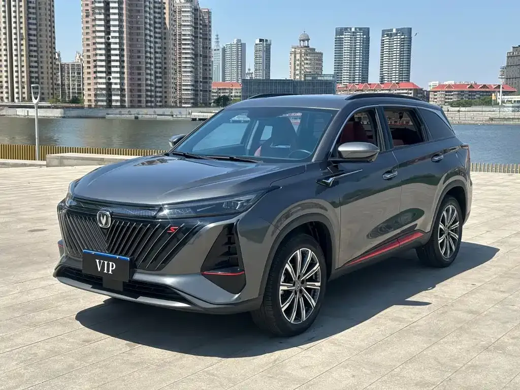 Changan CS75PLUS — фото 1