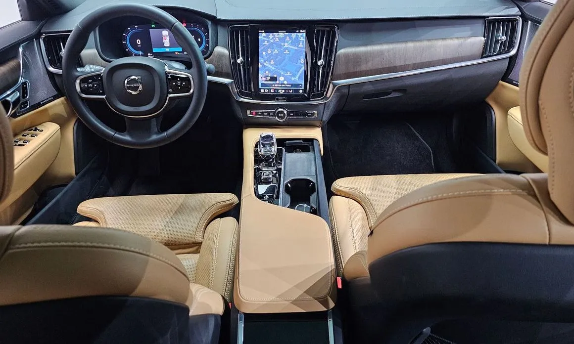 Volvo S90 — фото 10