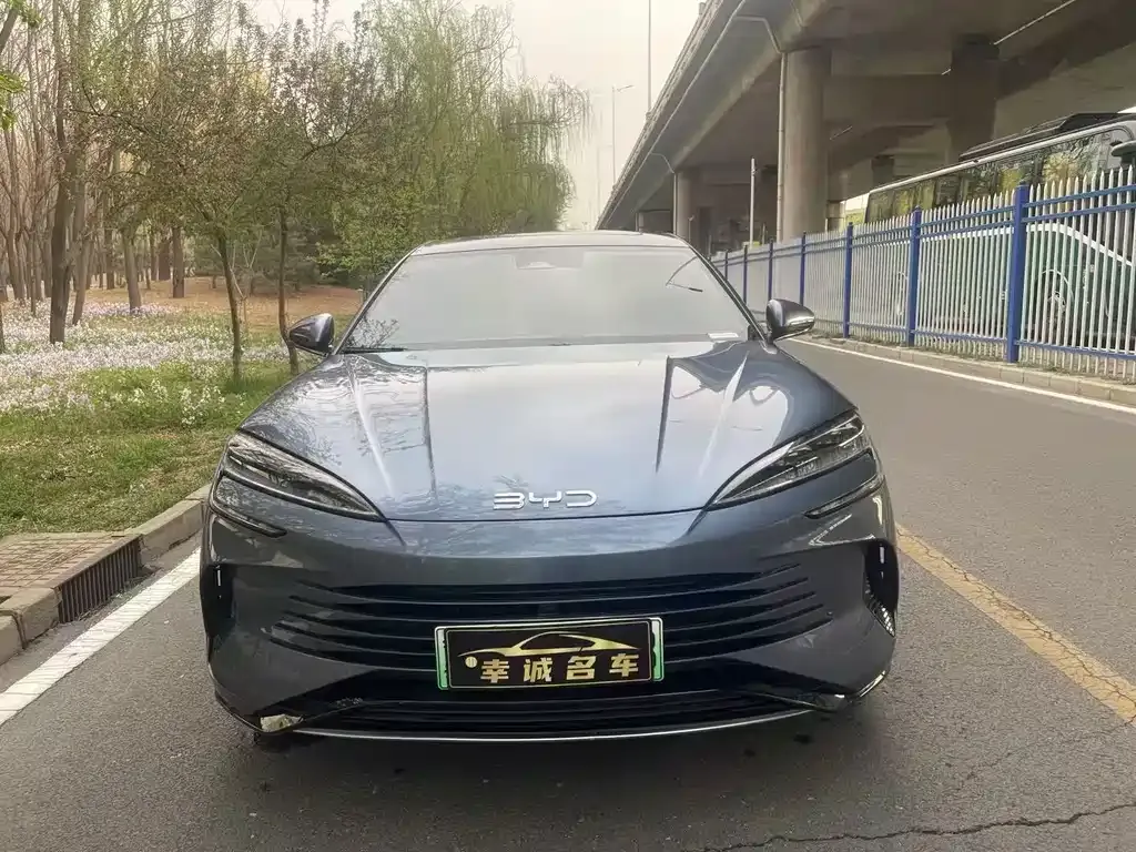 BYD Seal — фото 7