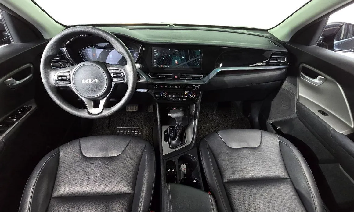Kia Niro — фото 8