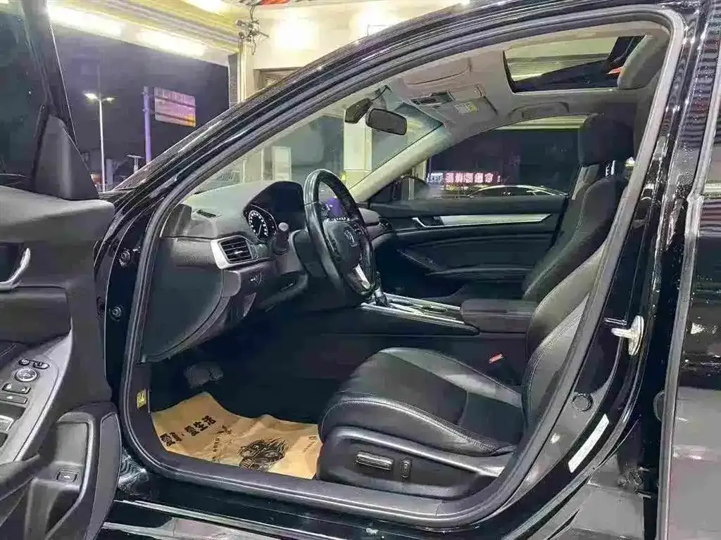 Honda Accord — фото 2