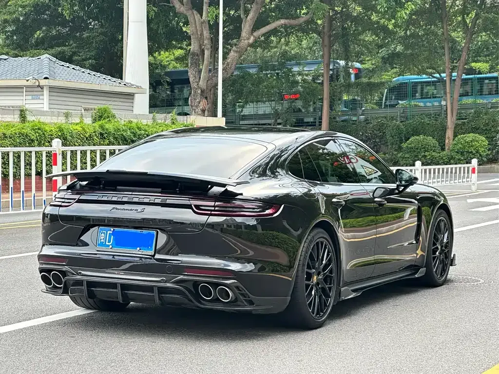 Porsche Panamera — фото 6