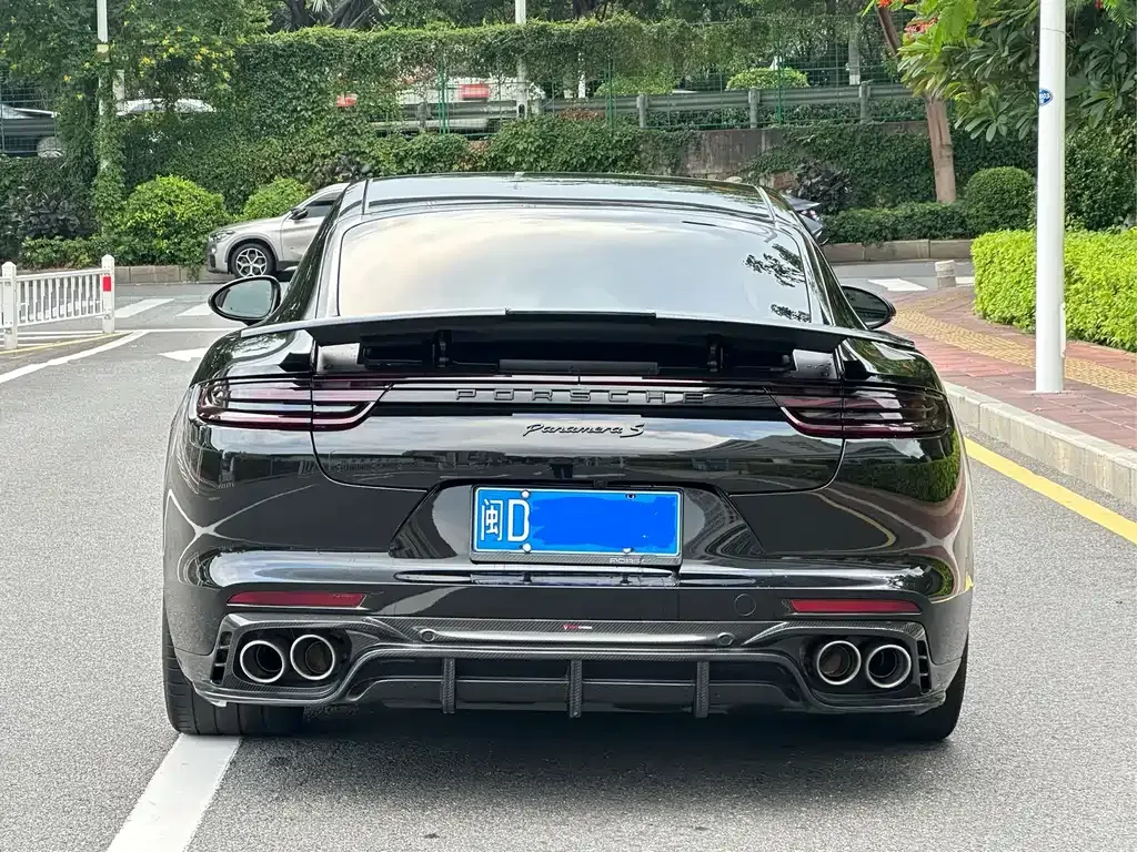 Porsche Panamera — фото 10