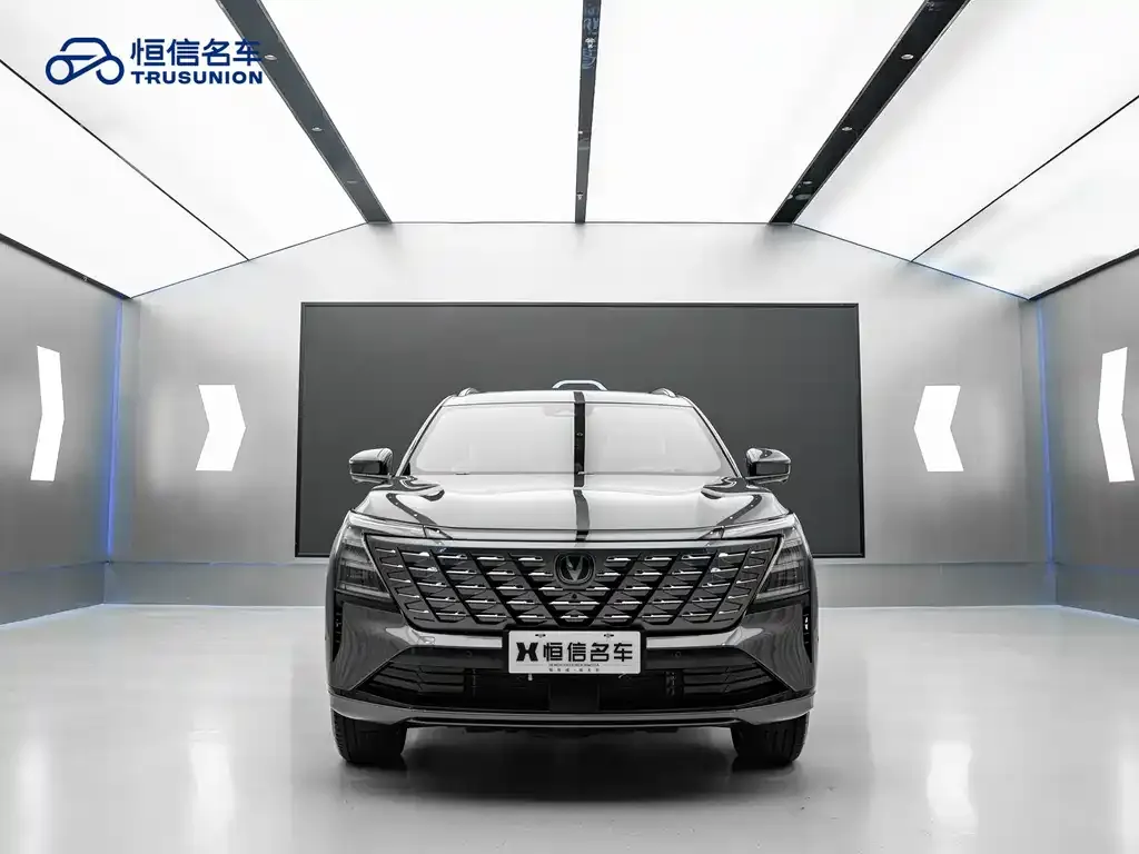 Changan CS75PLUS — фото 4