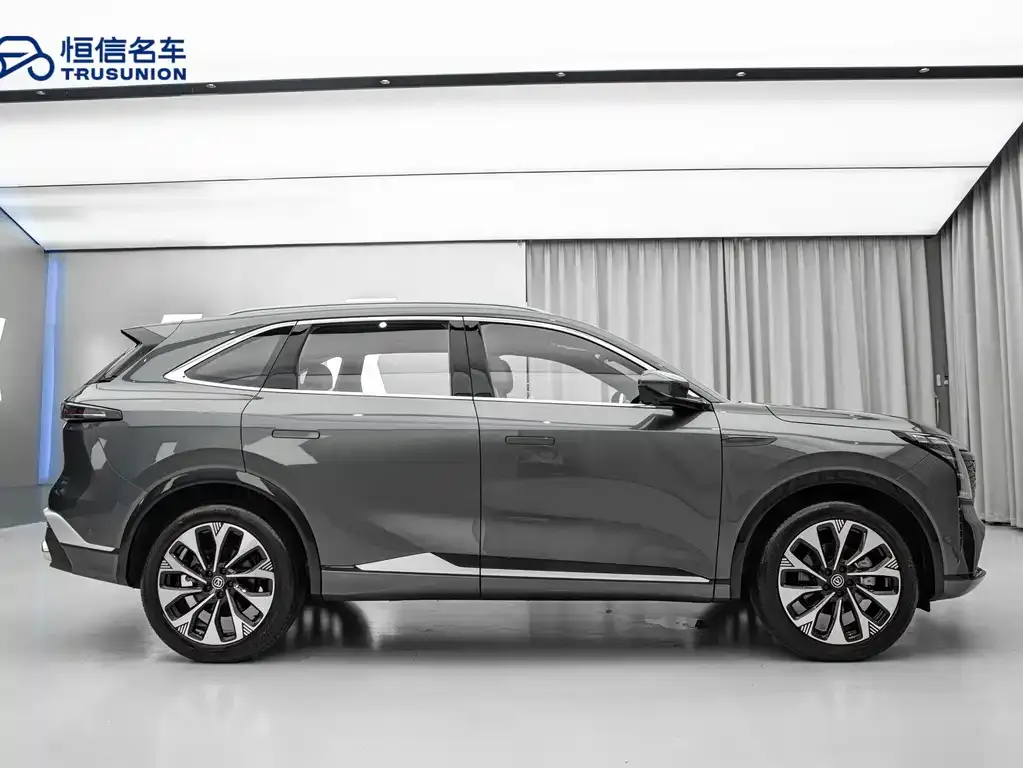 Changan CS75PLUS — фото 10