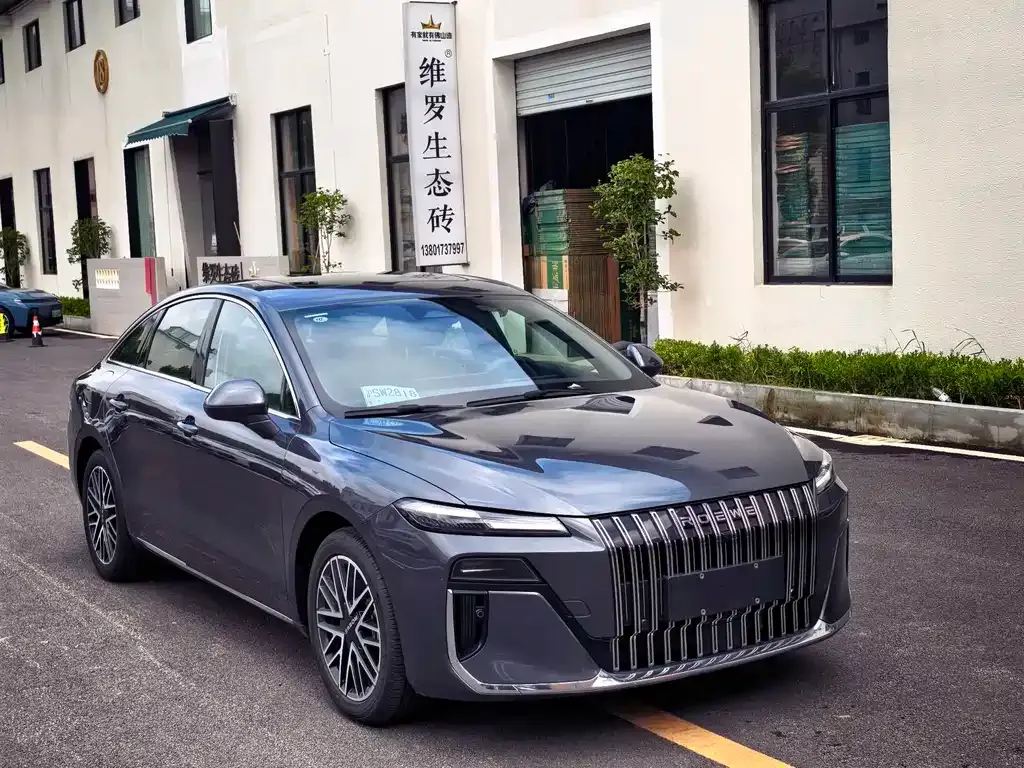 Roewe M7 DMH — фото 9