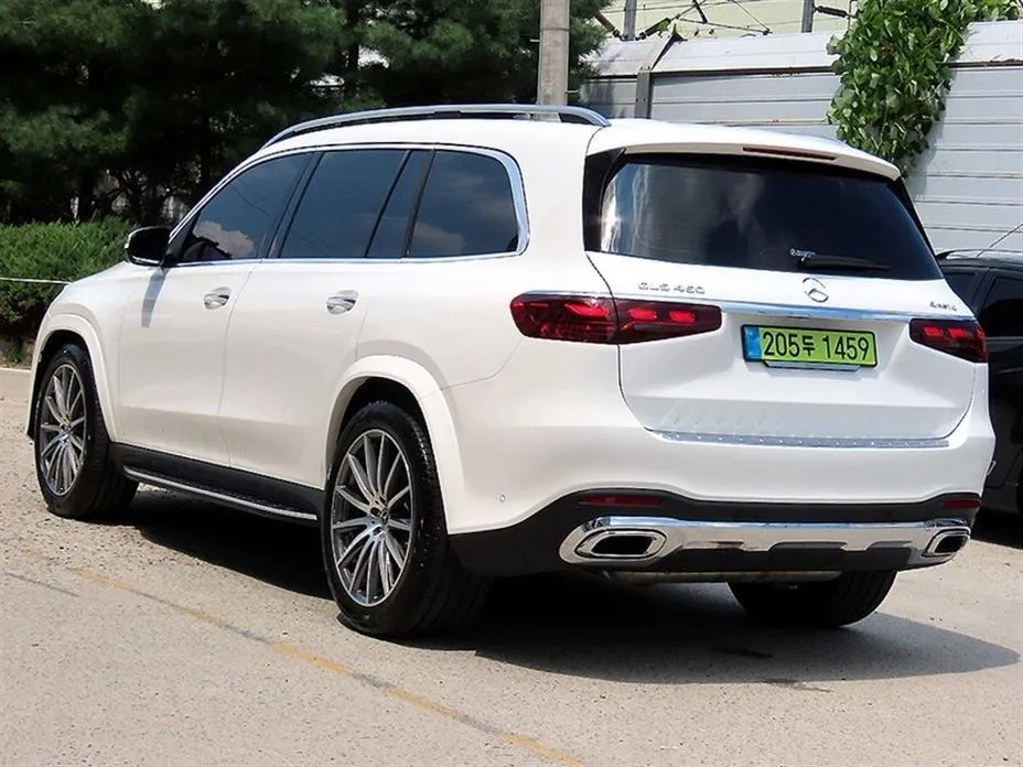 Mercedes-Benz GLS-Class — фото 8