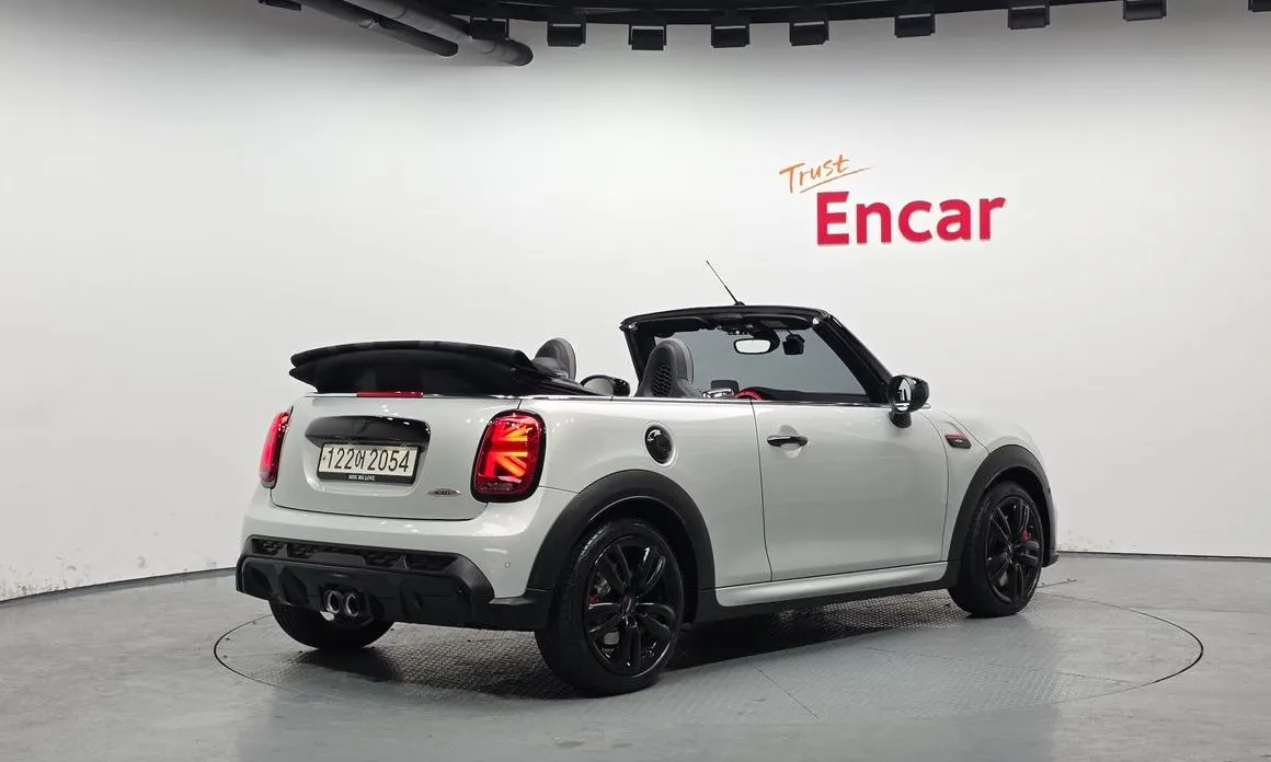 Mini Cooper Convertible — фото 2
