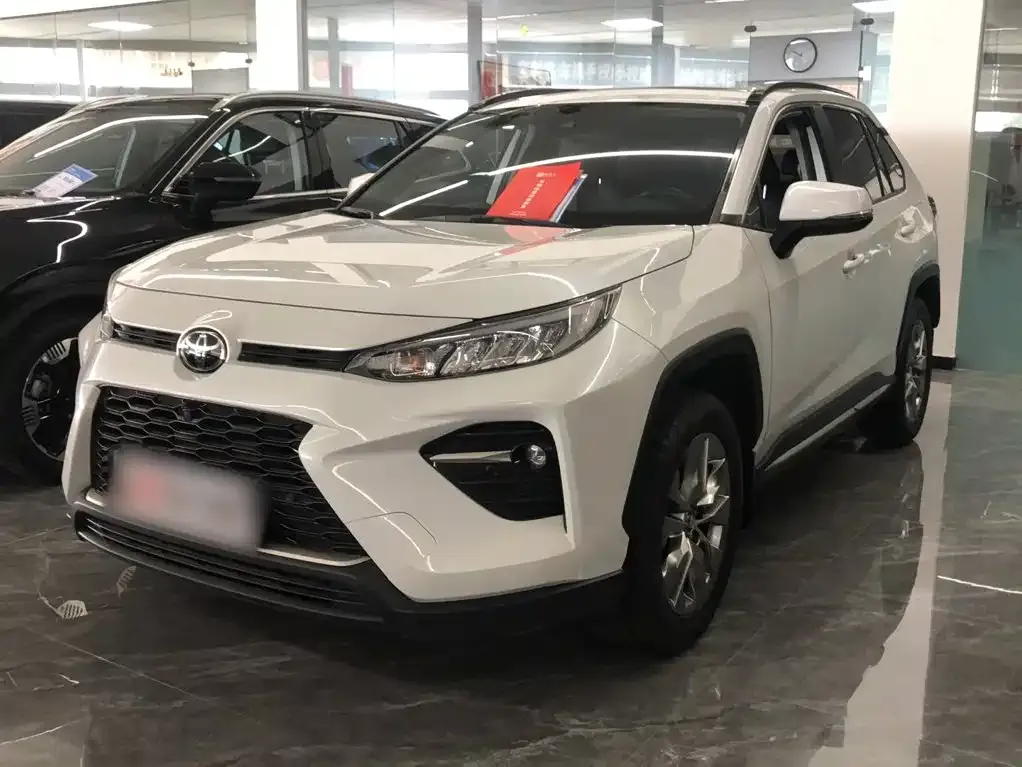 Toyota Wildlander — фото 1