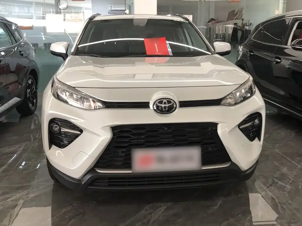 Toyota Wildlander — фото 10