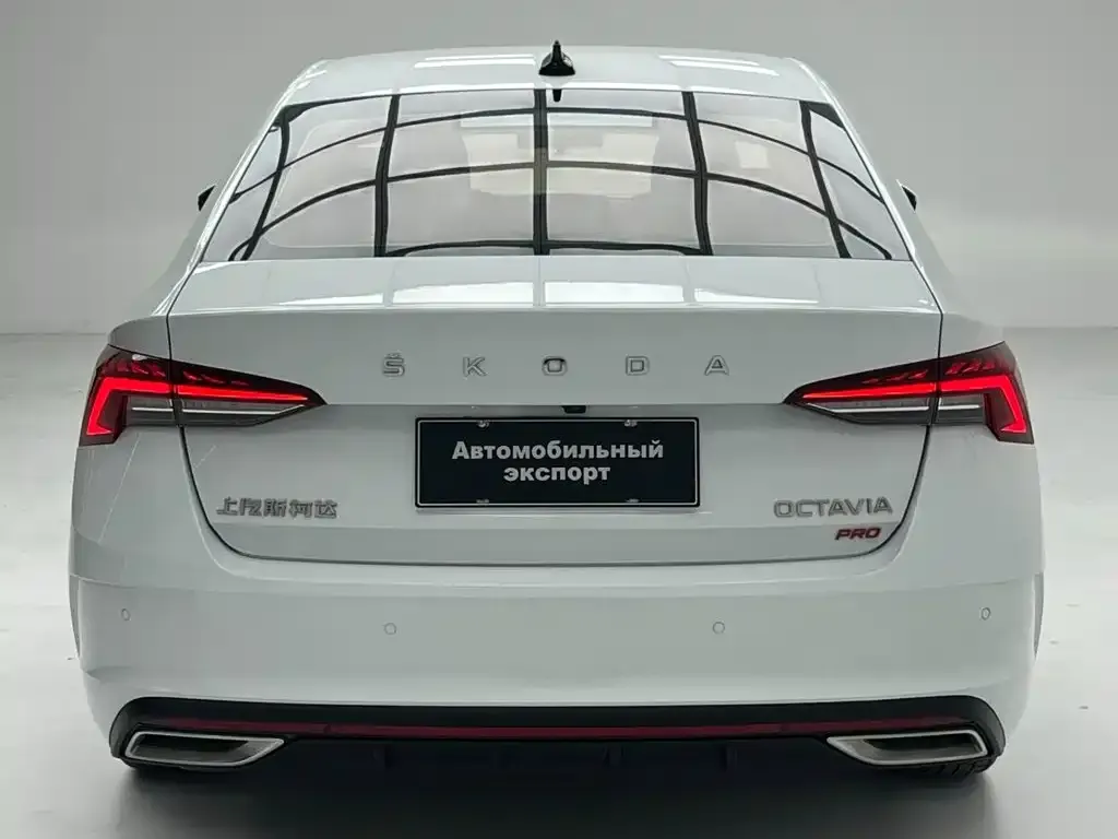 Skoda Octavia — фото 9