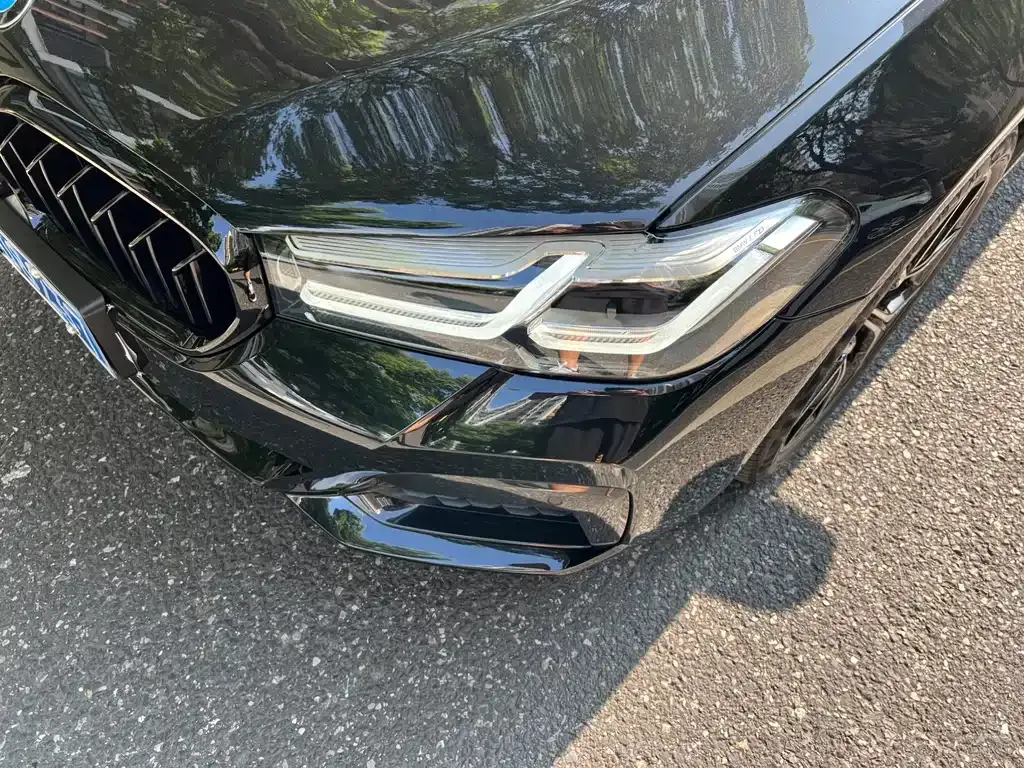 BMW 5 Series — фото 10
