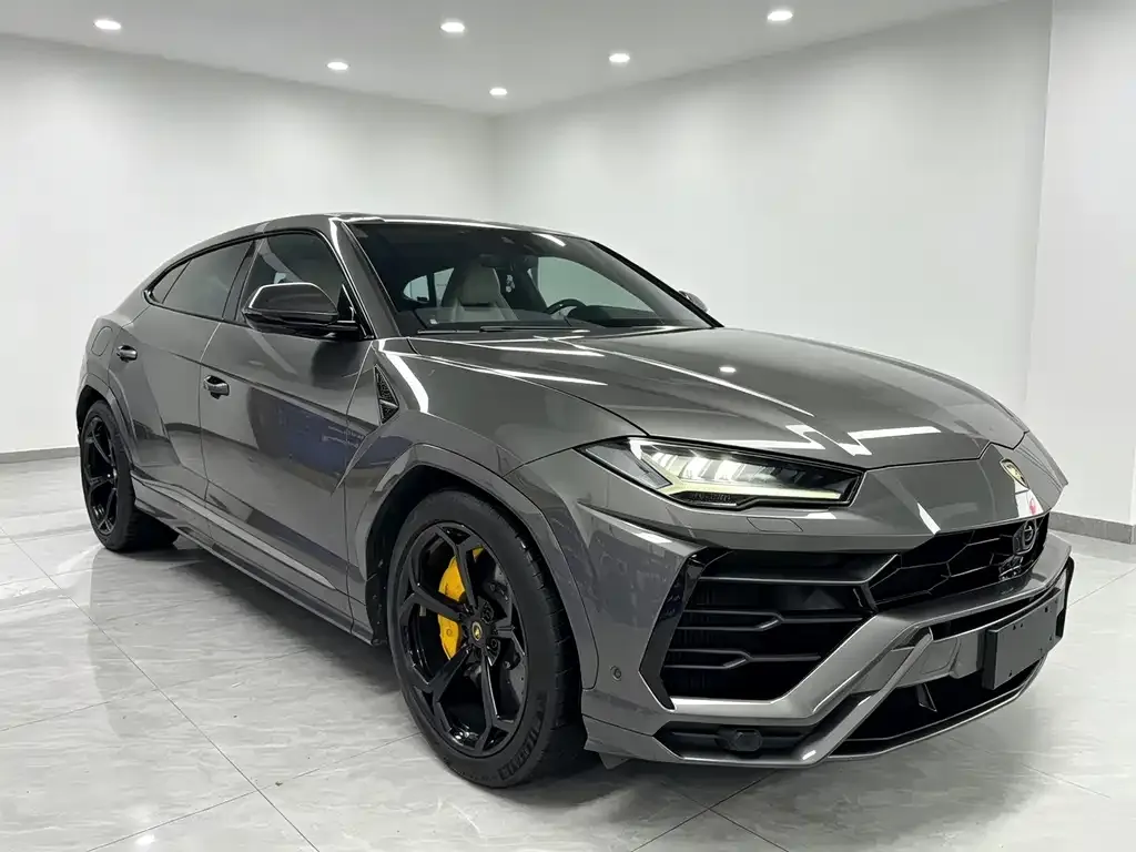 Lamborghini Urus — фото 5