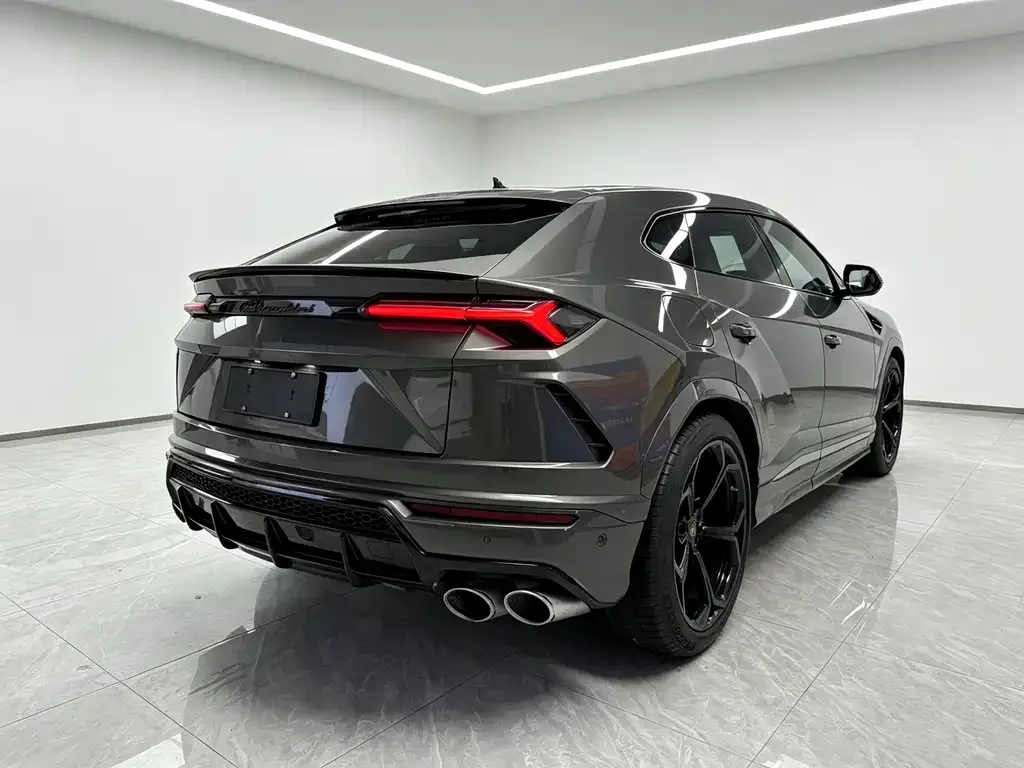 Lamborghini Urus — фото 3
