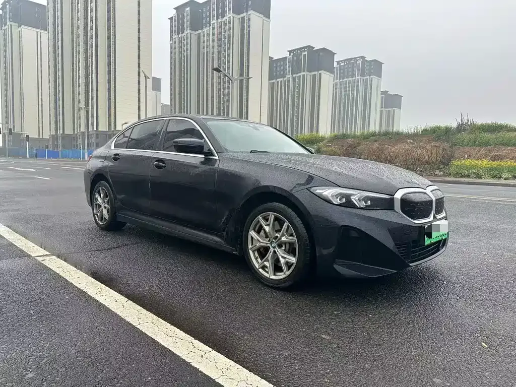 BMW i3 — фото 1