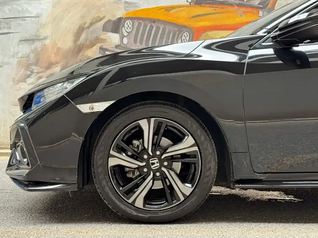 Honda Civic — фото 5