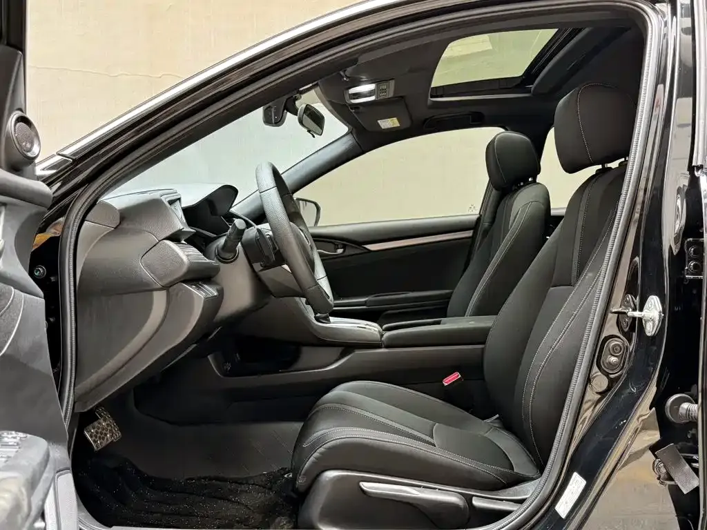 Honda Civic — фото 8