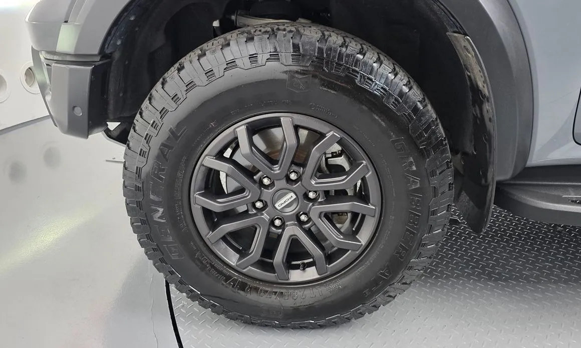 Ford Ranger — фото 10