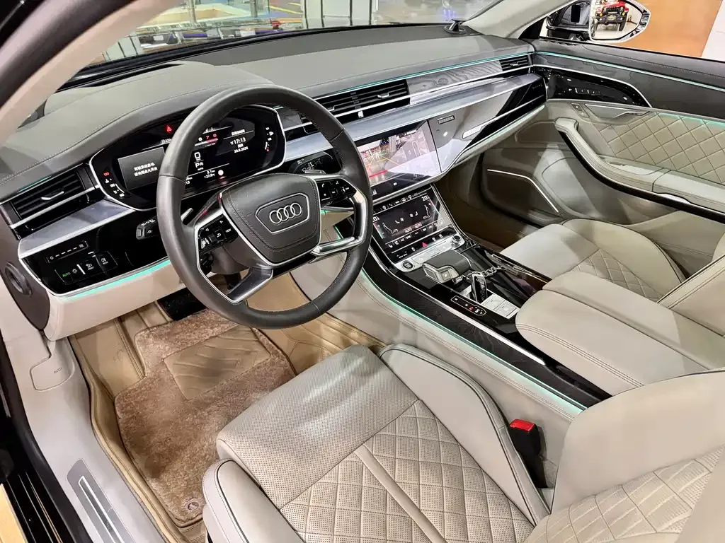 Audi A8 — фото 9