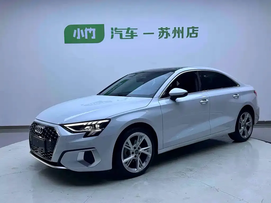 Audi A3 — фото 1