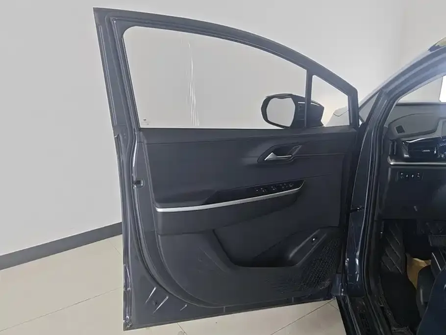 Hyundai Custo — фото 6