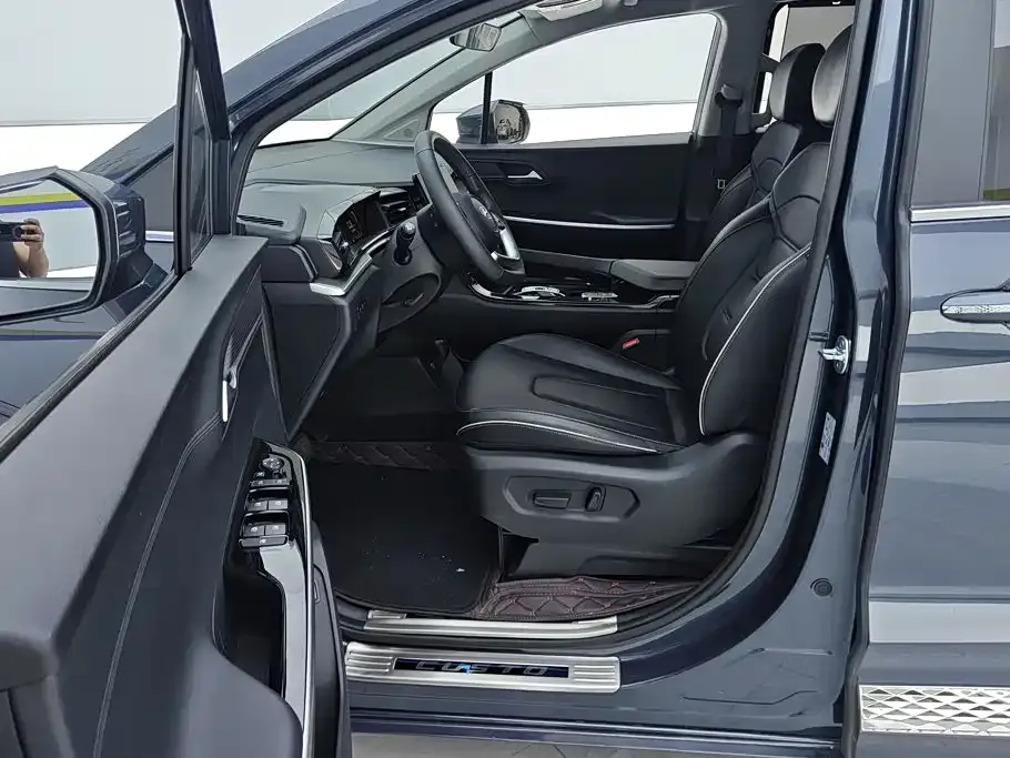 Hyundai Custo — фото 7
