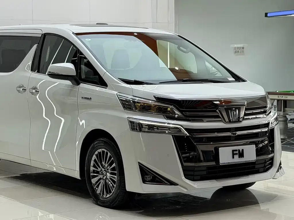Toyota Vellfire — фото 9