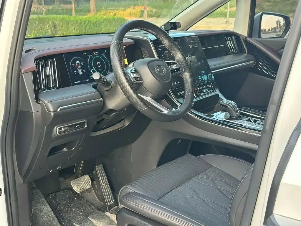 GAC Motor Trumpchi M8 — фото 3