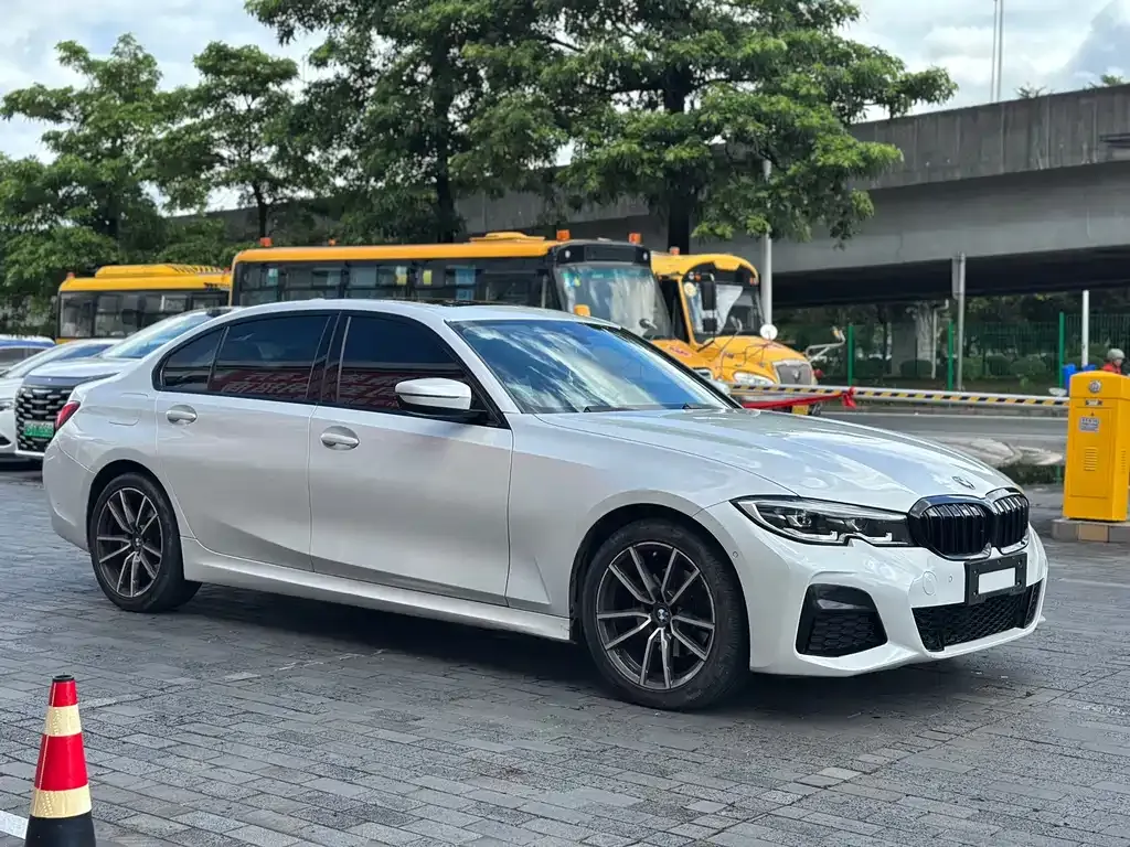 BMW 3 Series — фото 10